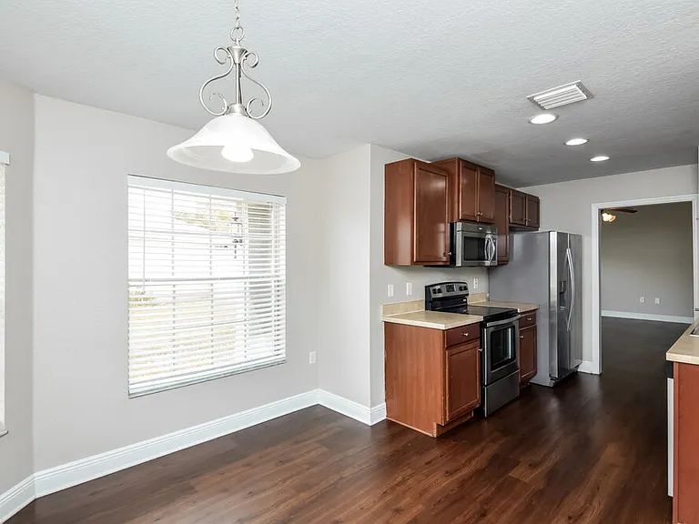 10755 Standing Stone Dr — Photo 7