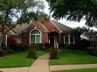 5014 Berkshire Ct, Sugar Land, TX 77479