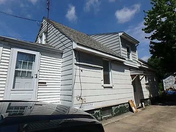 2nd image of 1946 Connecticut Ave