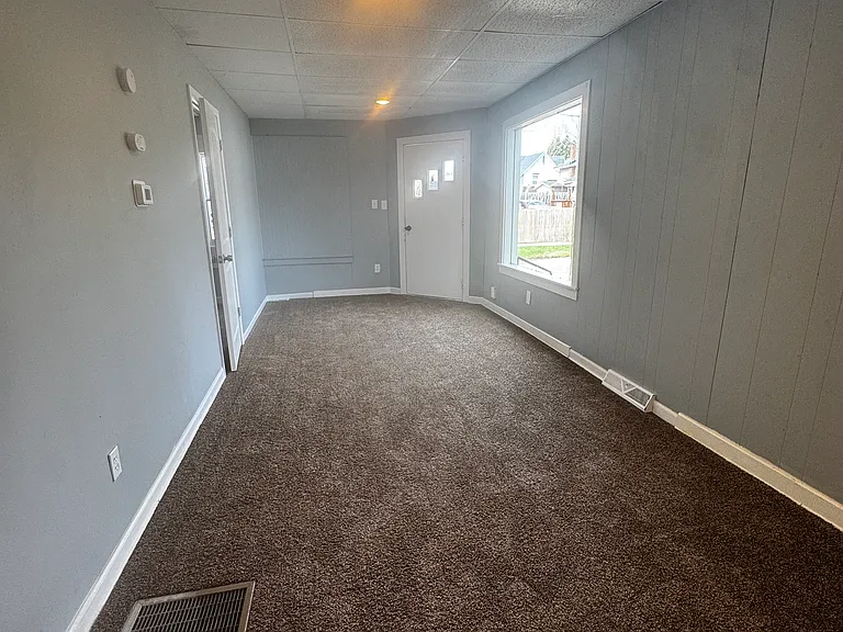189 Watson St #1 — Photo 3