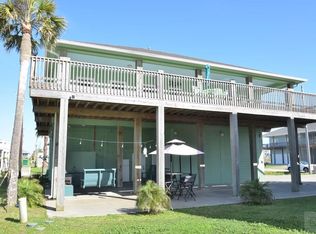 939 Mary Lynn, Crystal Beach, TX 77650