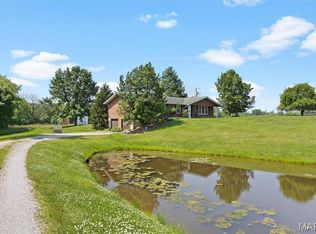 10774 Hickory Flat Rd, Highland, IL 62249