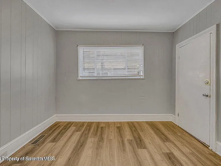 1007 Washburn St #1 — Photo 6