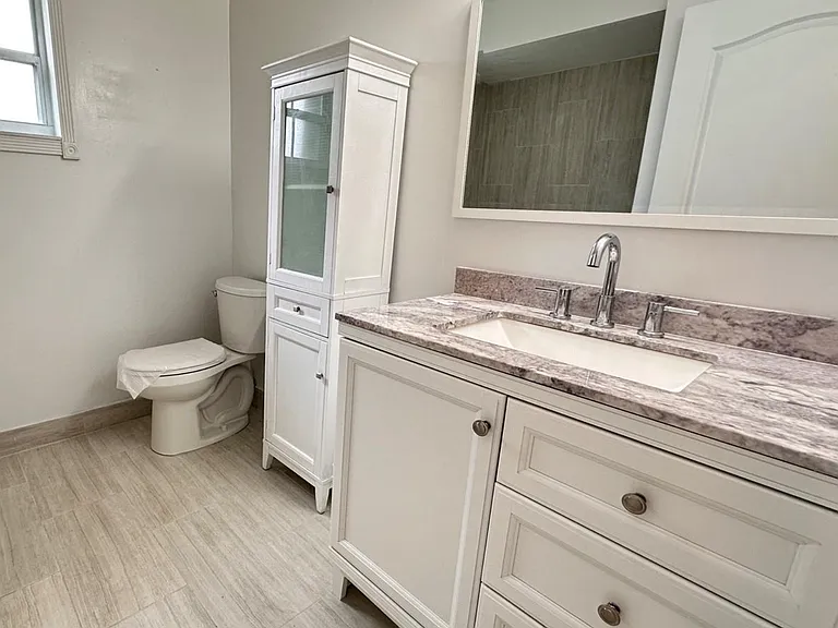 12695 SW 144th Ter — Photo 11