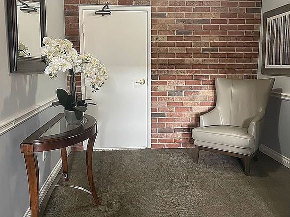 3rd floor lobby