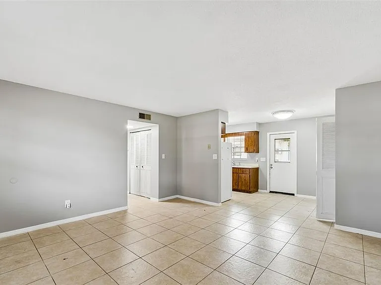 710 N Sinclair Ave — Photo 11