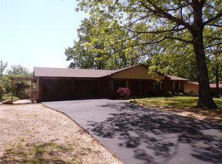 16124 Hardwood Ln, Saint Robert, MO 65584