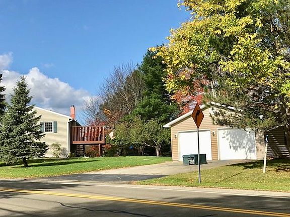 2nd image of 185 Howard Ave
