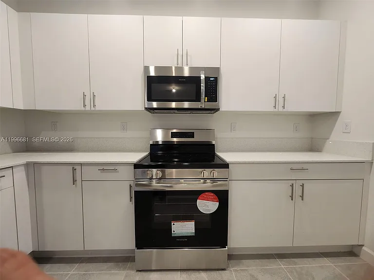 2429 SE 28th Dr #2429 — Photo 8