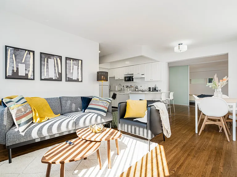 1750 Davie St #206 — Photo 6
