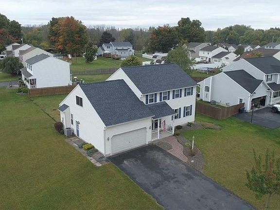 3rd image of 8113 Ashery Ln