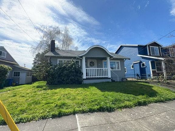 4th image of 1732 NE Dekum St