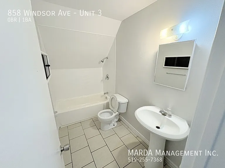858 Windsor Ave #3 — Photo 7
