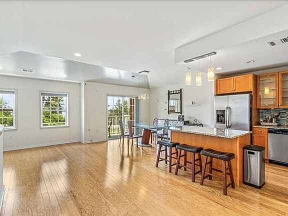 4th image of 122-04 Powells Cove Blvd #3