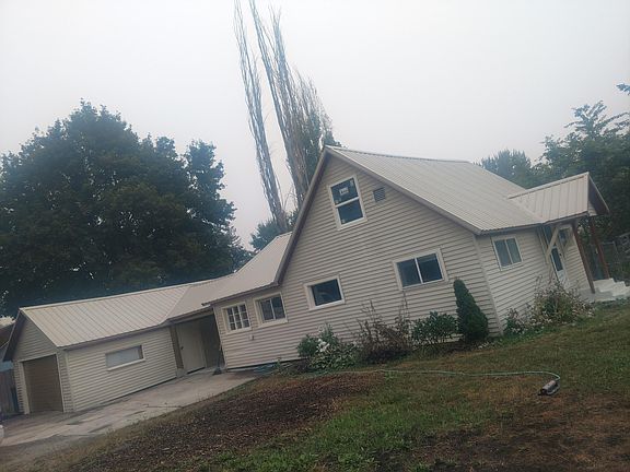 4th image of 708 N 2nd St W