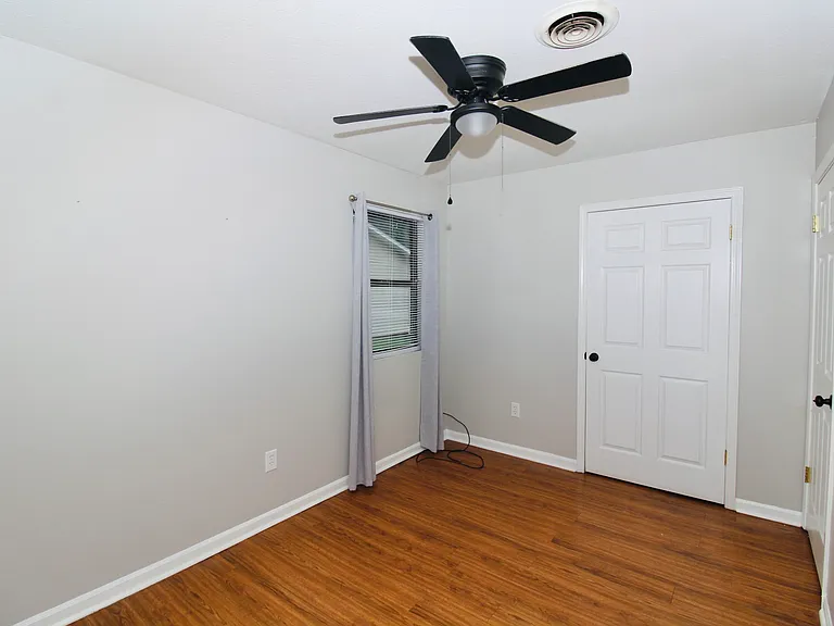 626 N 32nd St #1 — Photo 9