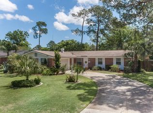 801 Montego Rd E, Jacksonville, FL 32216