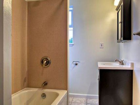 4th image of 3208 McClintock Ave S #10173350