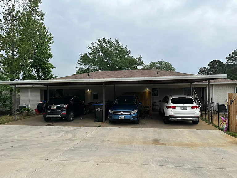 801 Faircreek Ln — Photo 12