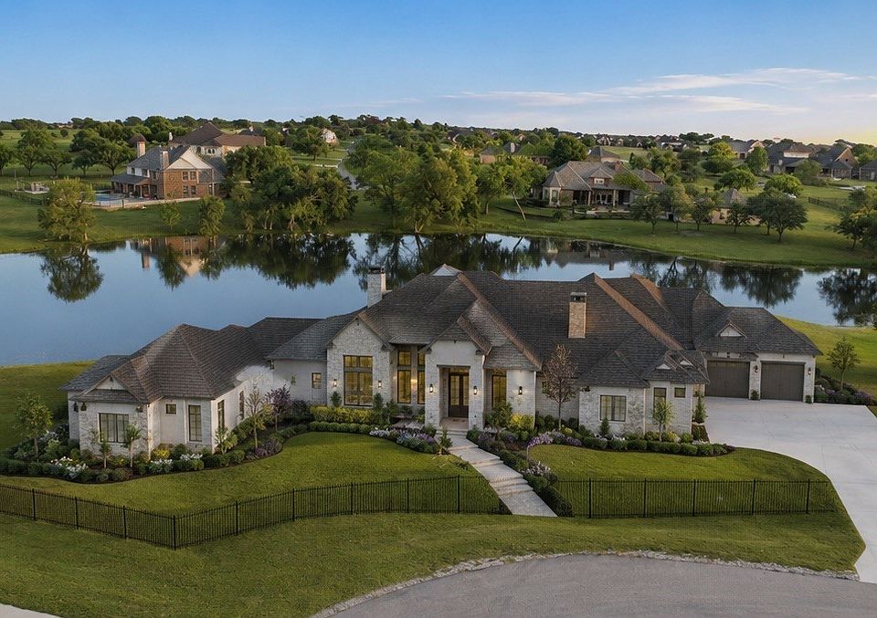 1st image of Lake Dr
