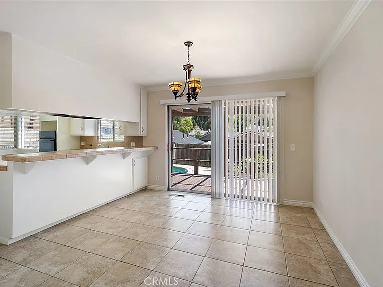 21816 Providencia St — Photo 17