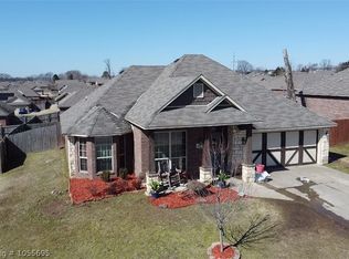 2507 Bill St, Van Buren, AR 72956