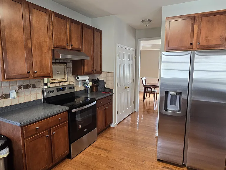 4804 Coachmans Landing Ct — Photo 16