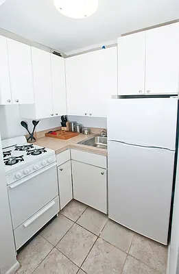 Rented by NOVO | media 73