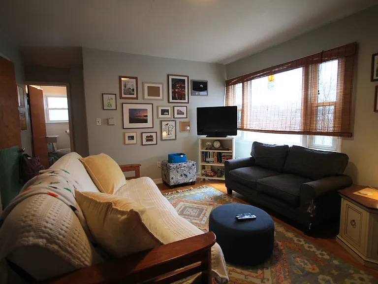 718 E Foster Ave #2 — Photo 9