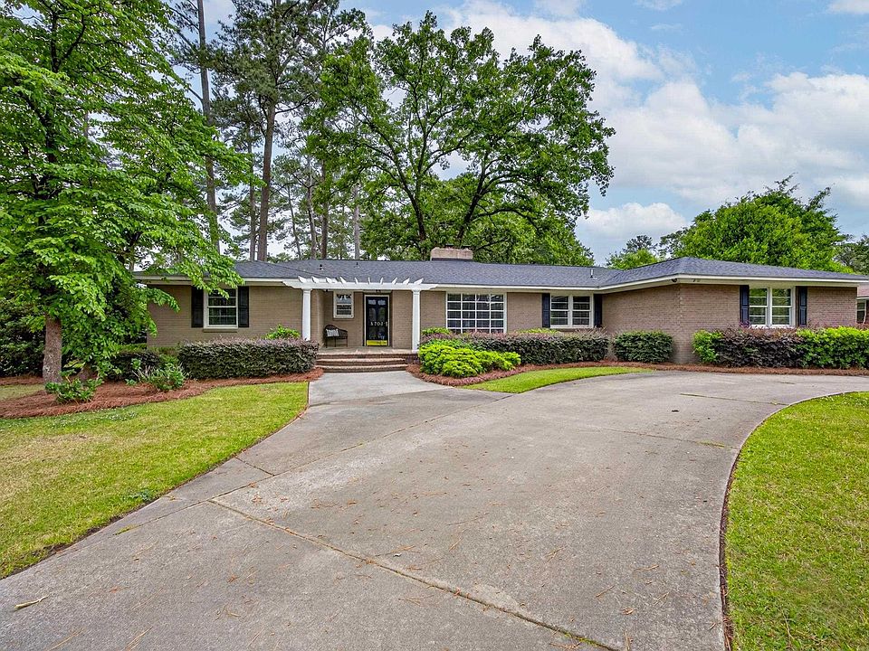 1st image of 5703 Ravenwood Rd