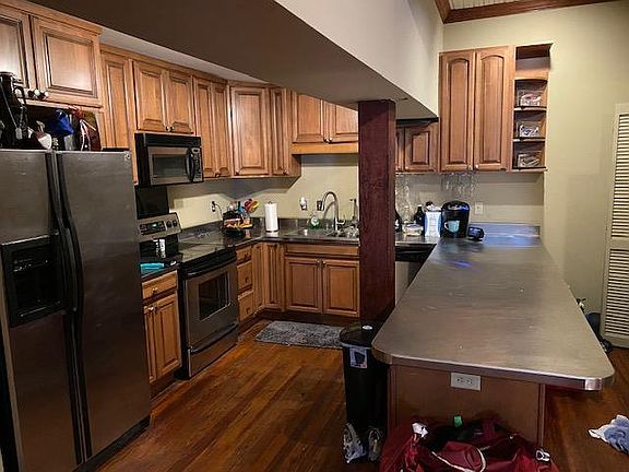 5th image of 2228 University Blvd #C