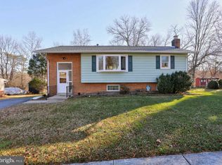12505 Calvert Hills Dr, Beltsville, MD 20705