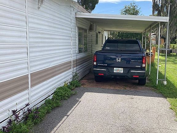 3rd image of 3319 E Dean St