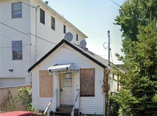 16 Mapleton Ave, Staten Island, NY 10306