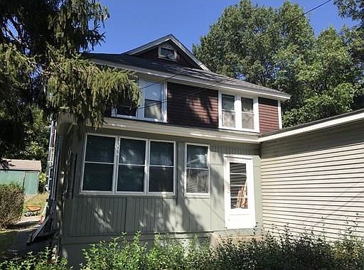 1st image of 370 Worcester St