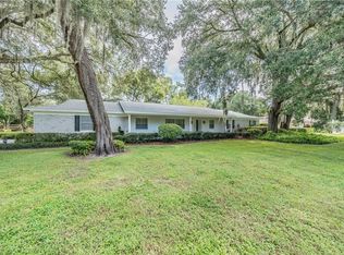2220 Durant Rd, Valrico, FL 33594