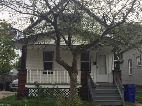3453 W 52nd St, Cleveland, OH 44102