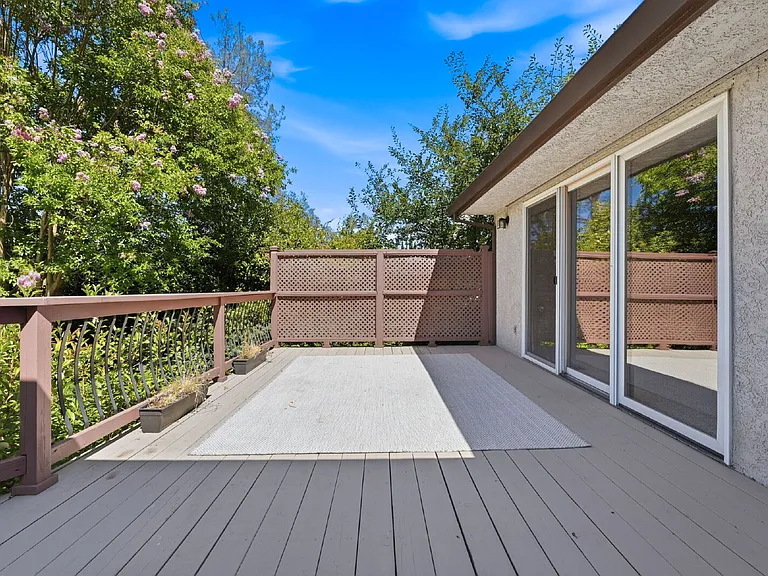 1484 Saint Andrews Dr — Photo 31