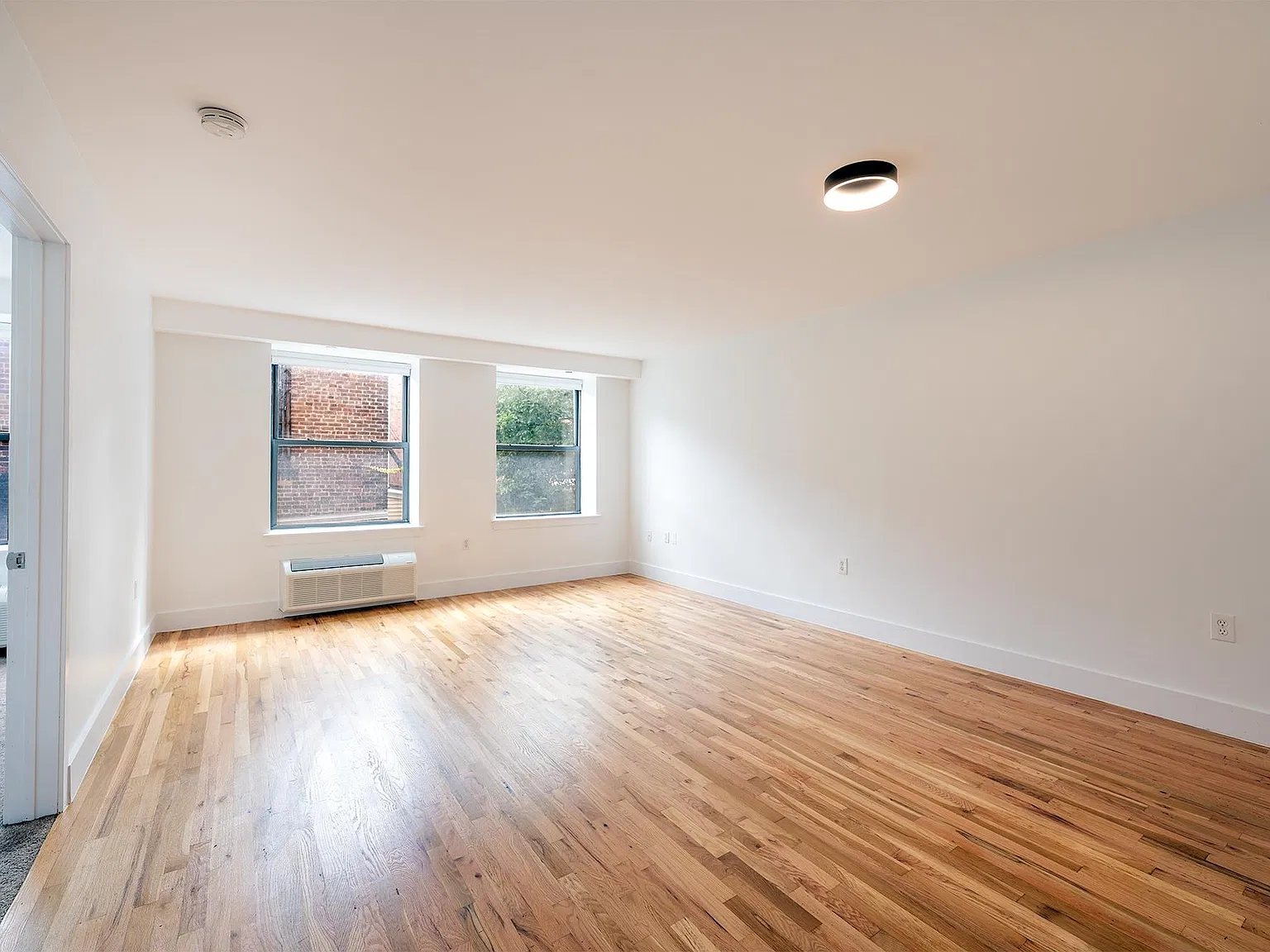 Riverview Terrace — Photo 4