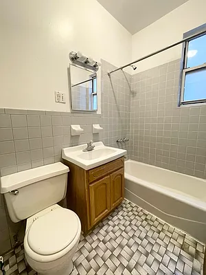 Rented by Keller Williams NYC | media 16