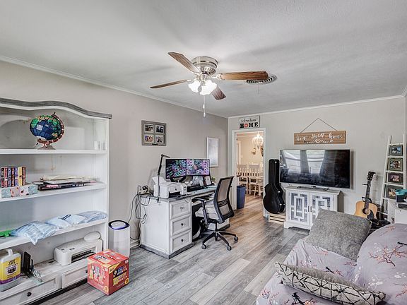 4th image of 5421 Bonnie Wayne St