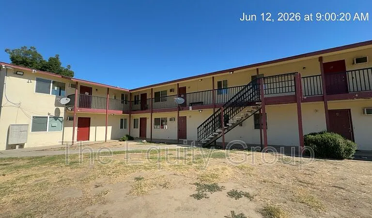 352 S Blackstone St #8 — Photo 1