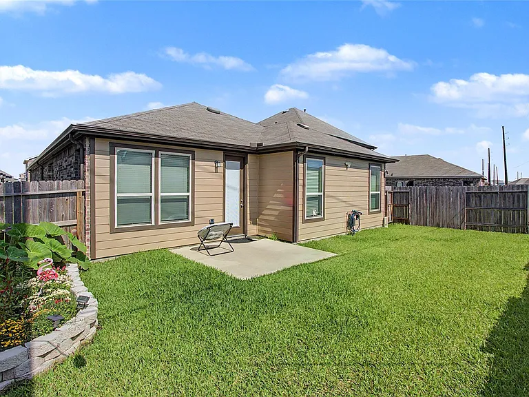 7219 Escondido Dr — Photo 19