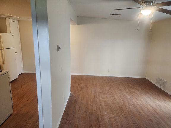2nd image of 7318 Duval St #7318