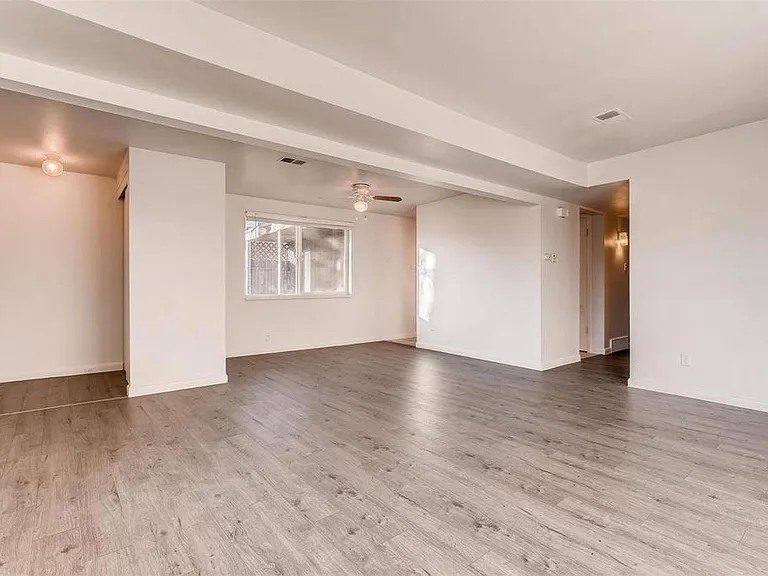 6935 W Mexico Dr — Photo 4