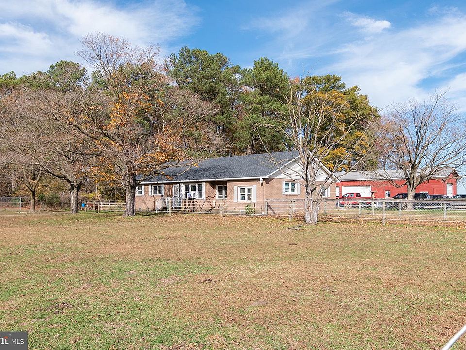 1st image of 2919 Andrewville Rd