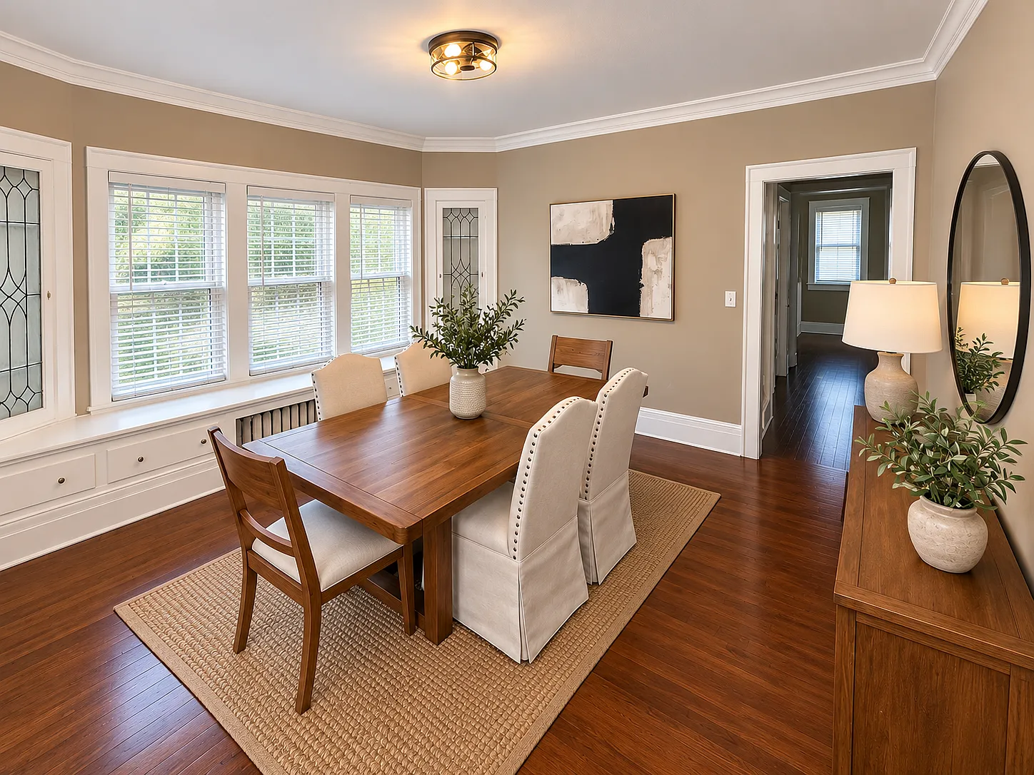 3 bed, 1570 sqft, $1,699 — Photo 1