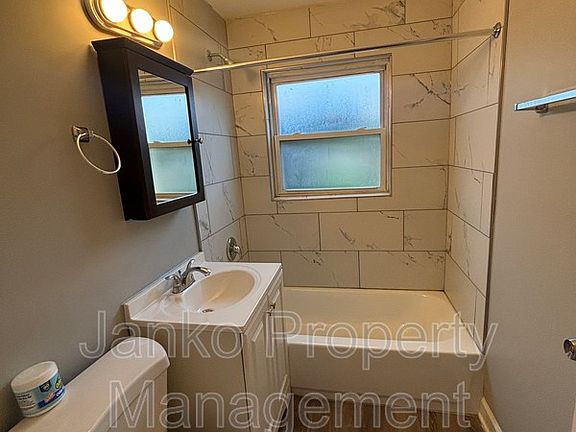 4th image of 2123 119th St #1