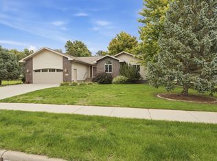 1400 S Miller Ave, Mitchell, SD 57301