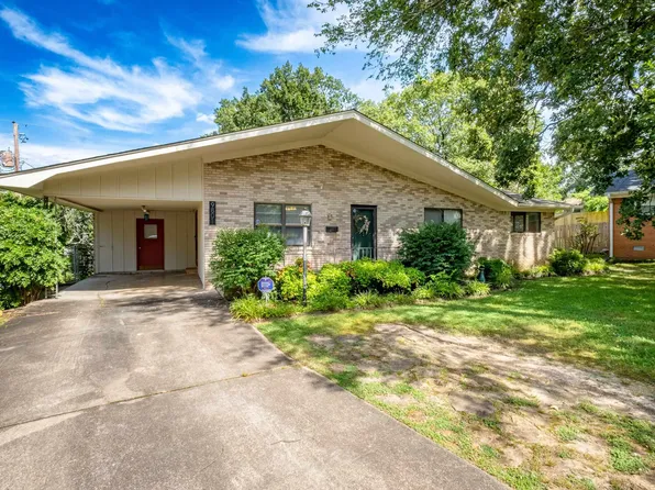9801 Vinson Ct, Little Rock, AR 72205
